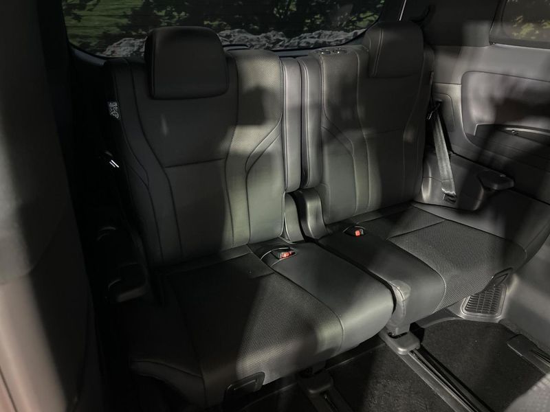 2023 Toyota Alphard Hybrid 6AA-AAHH40W (UW-6a55a71172d92)[22]
