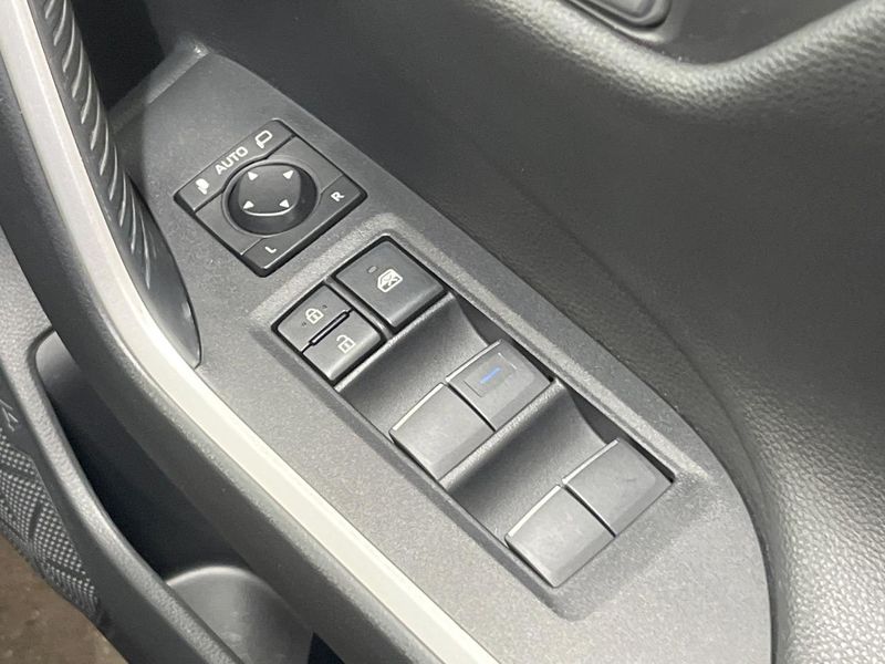 2019 Toyota RAV4 6AA-AXAH54 (UW-6a55a74d8a844)[9]