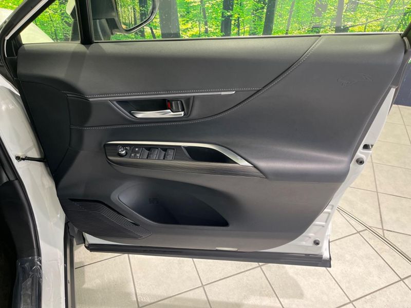 2022 Toyota Harrier Hybrid 6AA-AXUH80 (UW-6a55a758c7a90)[26]