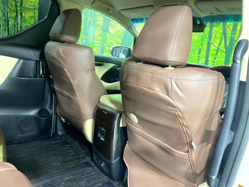 2015 Toyota Vellfire Hybrid DAA-AYH30W (UW-6a55a76746b11)[22]