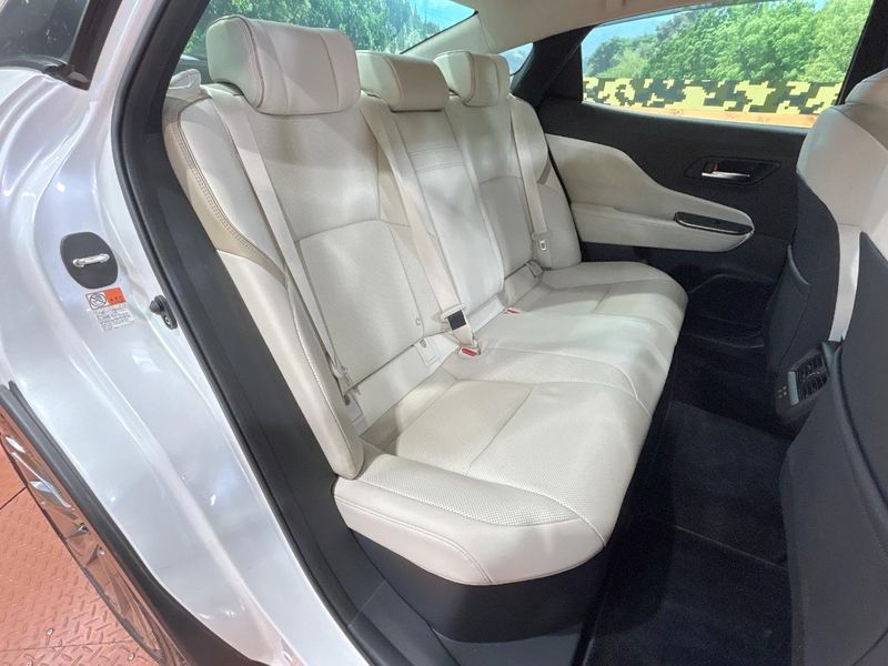 2022 Toyota Crown Crossover 6AA-AZSH35 (UW-6a55a77241f6d)[24]