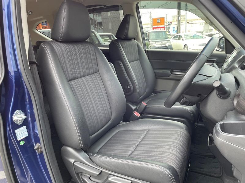 2017 Honda Freed Plus DBA-GB5 (UW-6a55a7e882dea)[14]