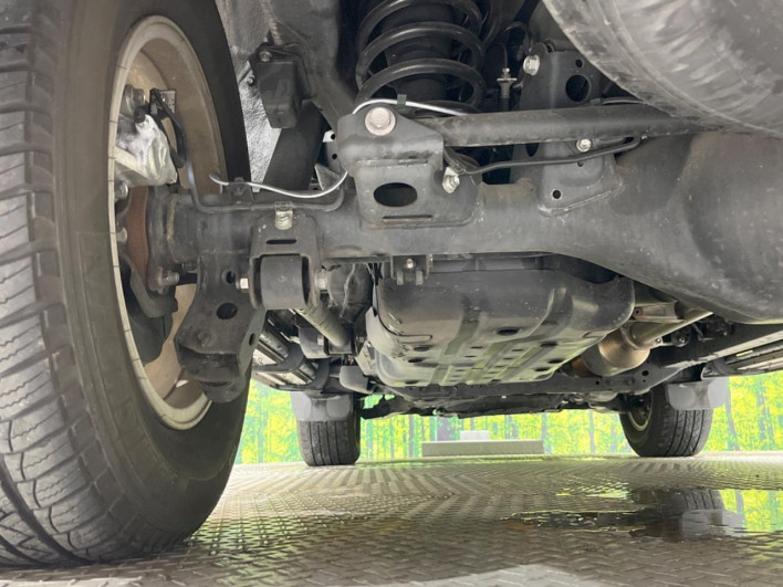 2018 Toyota Land Cruiser Prado LDA-GDJ150W (UW-6a55a7f124d31)[13]