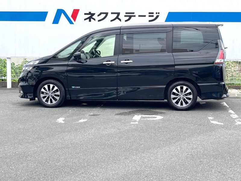2017 Nissan Serena DAA-GFC27 (UW-6a55a7f8b8265)[18]