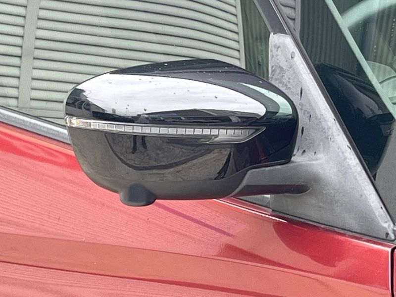 2017 Nissan Serena DAA-GFC27 (UW-6a55a7f9225e9)[12]