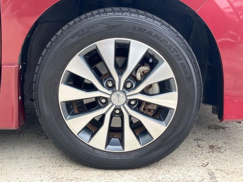 2017 Nissan Serena DAA-GFC27 (UW-6a55a7f9225e9)[10]