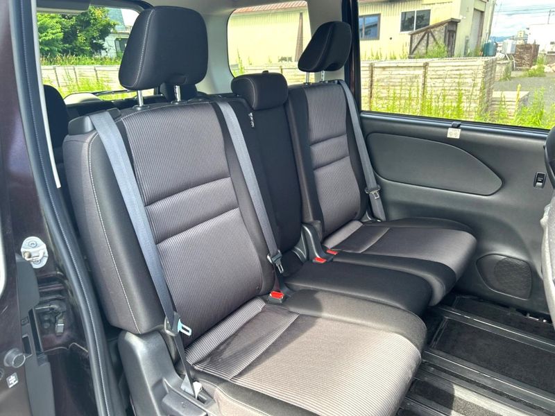 2019 Nissan Serena DAA-GFNC27 (UW-6a55a80499c48)[28]