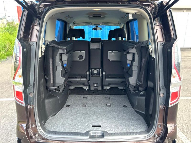 2019 Nissan Serena DAA-GFNC27 (UW-6a55a80499c48)[14]