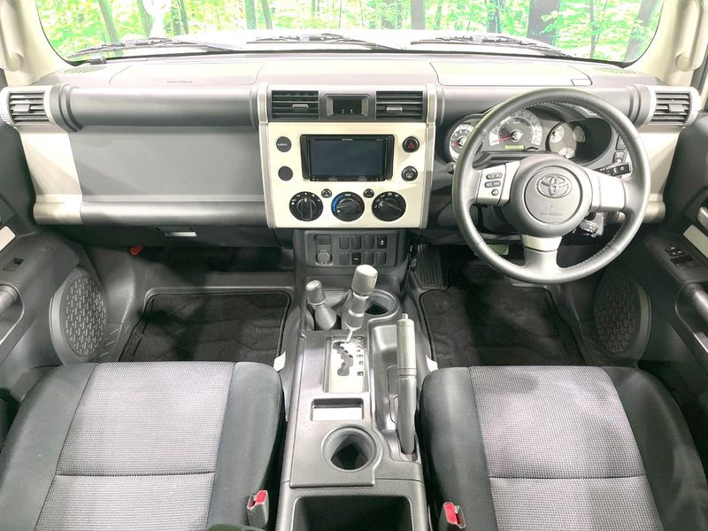 2011 Toyota FJ CRUISER CBA-GSJ15W (UW-6a55a819eddf4)[12]