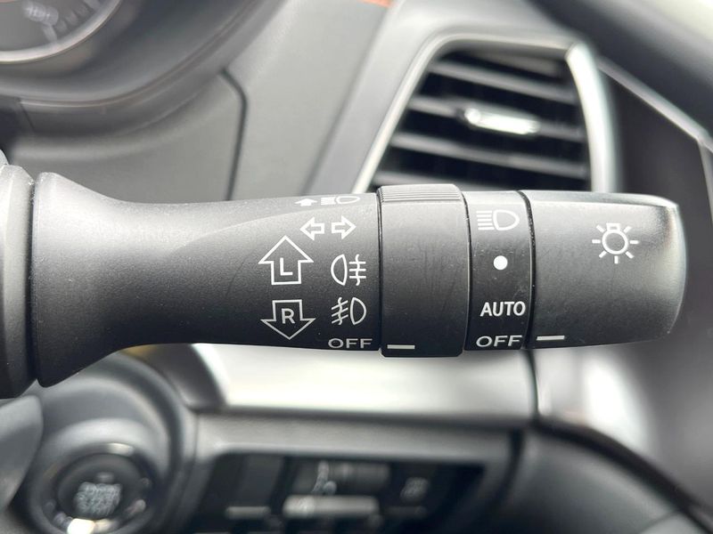 2017 Subaru XV DBA-GT7 (UW-6a55a8210e4e9)[25]