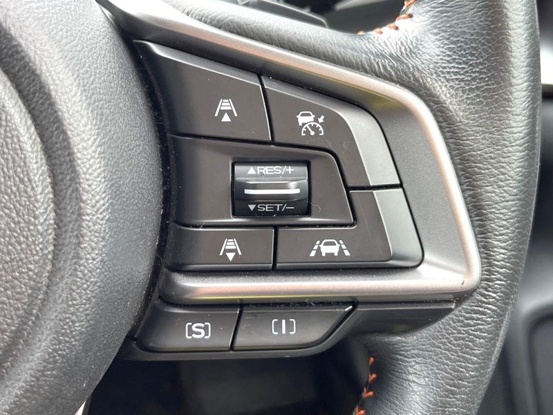 2017 Subaru XV DBA-GT7 (UW-6a55a8210e4e9)[23]