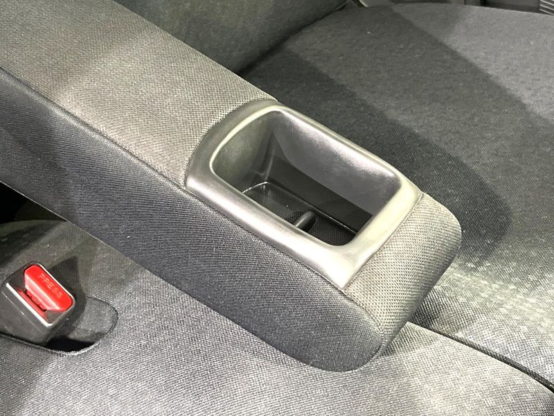 2016 Honda N-BOX CUSTOM DBA-JF1 (UW-6a55a86ba7d5e)[4]