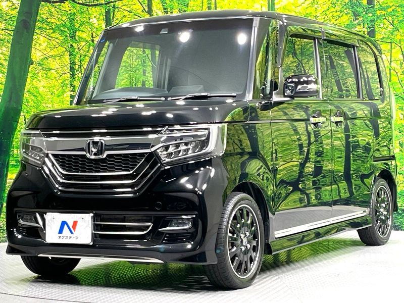 2017 Honda N-BOX CUSTOM DBA-JF3 (UW-6a55a87d5c481)[4]