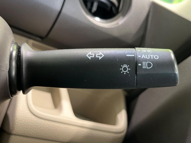 2018 Honda N-BOX DBA-JF4 (UW-6a55a89057b5a)[17]
