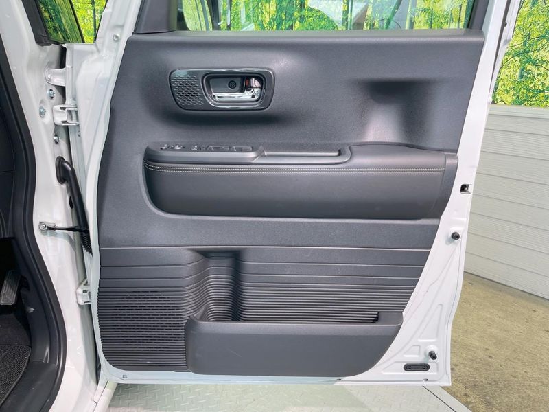 2024 Honda N-BOX CUSTOM 6BA-JF5 (UW-6a55a89613cd4)[29]