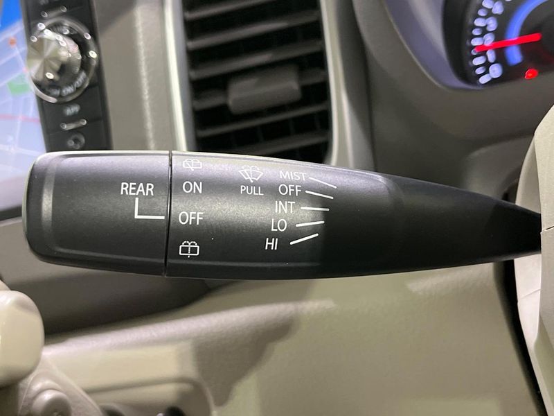 2013 Suzuki Spacia DBA-MK32S (UW-6a55a96a36731)[24]