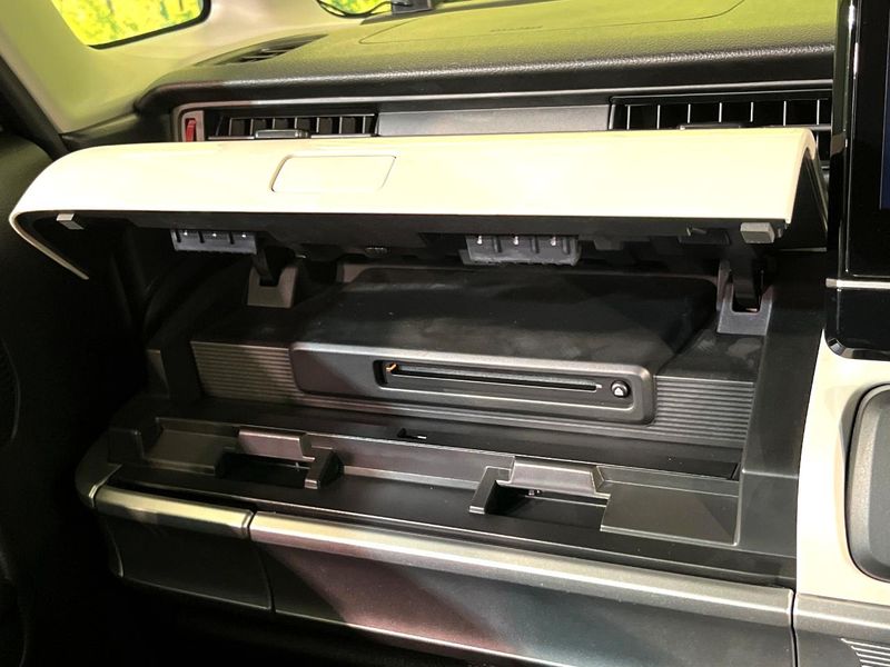 2022 Suzuki Spacia 5AA-MK53S (UW-6a55a972f14f3)[21]