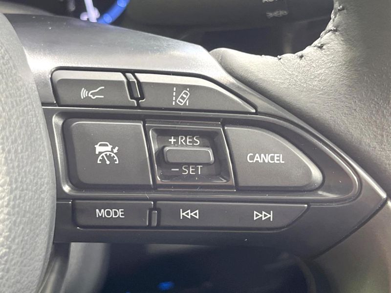 2023 Toyota Yaris Cross 6AA-MXPJ10 (UW-6a55a9c50ac50)[16]