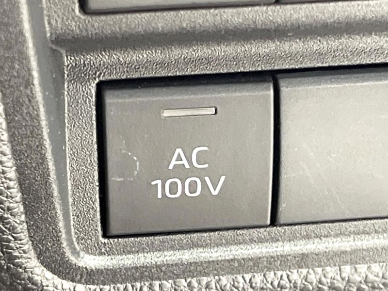 2023 Toyota Yaris Cross 6AA-MXPJ10 (UW-6a55a9c50ac50)[10]
