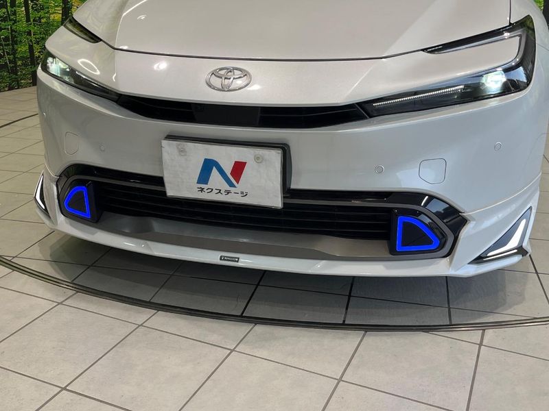 2023 Toyota Prius 6AA-MXWH60 (UW-6a55a9e4073ff)[8]