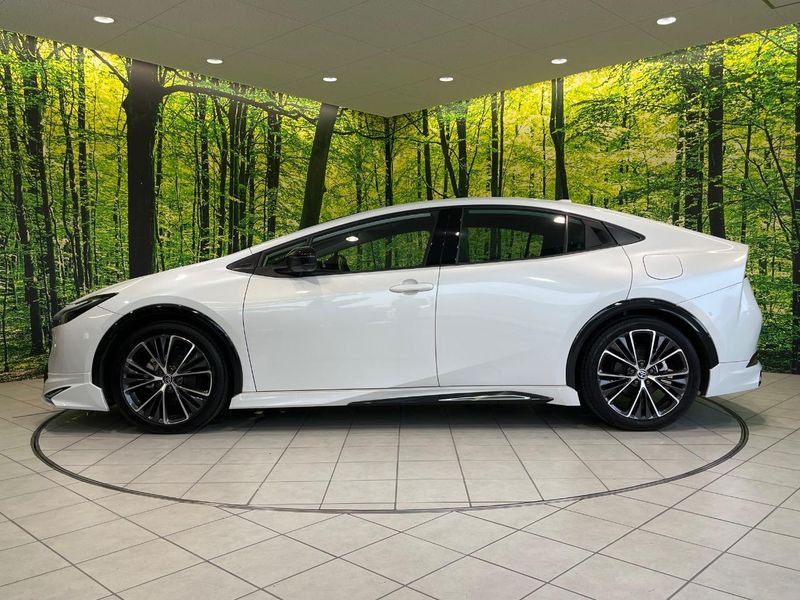 2023 Toyota Prius 6AA-MXWH60 (UW-6a55a9e4073ff)[22]