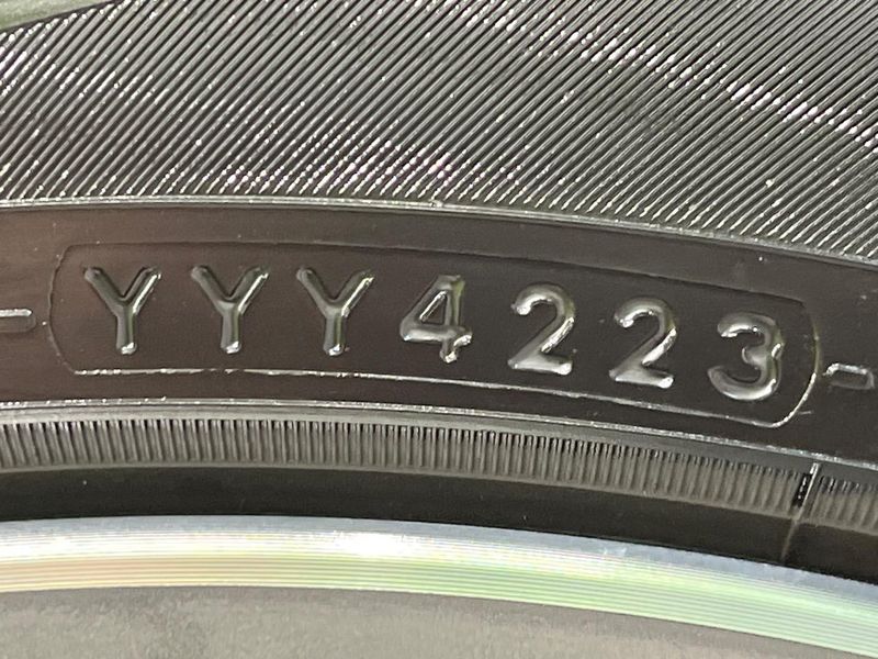 2023 Toyota Prius 6AA-MXWH60 (UW-6a55a9e4073ff)[14]
