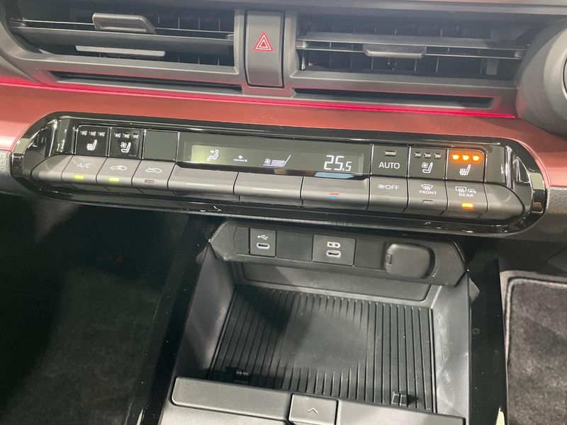 2024 Toyota Prius 6AA-MXWH60 (UW-6a55a9e59ee91)[19]