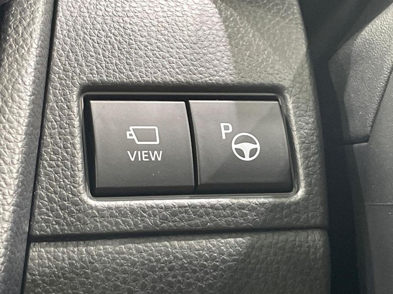 2024 Toyota Prius 6AA-MXWH60 (UW-6a55a9e59ee91)[12]