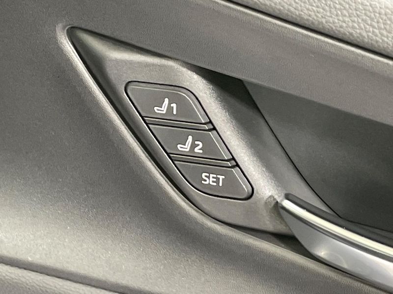 2024 Toyota Prius 6AA-MXWH60 (UW-6a55a9e59ee91)[25]