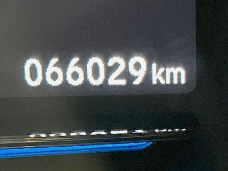 2016 Honda Vezel DAA-RU3 (UW-6a55aa30494f7)[2]