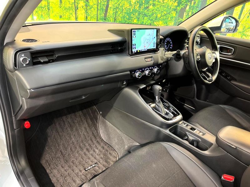 2021 Honda Vezel 6AA-RV5 (UW-6a55aa36f081d)[28]