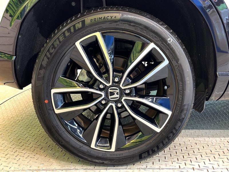 2021 Honda Vezel 6AA-RV5 (UW-6a55aa36f081d)[17]