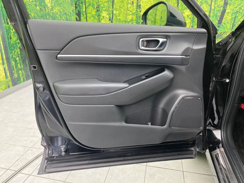 2022 Honda Vezel 6AA-RV5 (UW-6a55aa392f58d)[27]