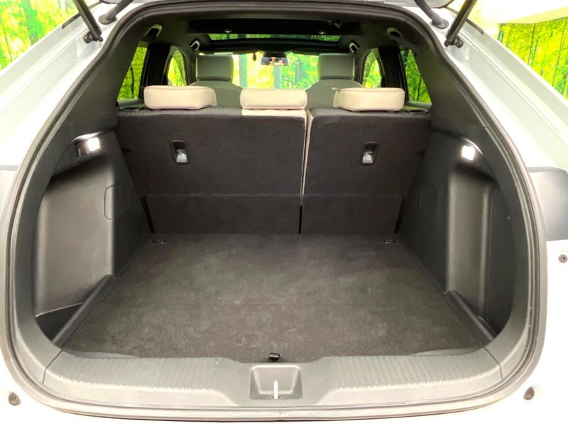 2022 Honda Vezel 6AA-RV5 (UW-6a55aa3a306a6)[18]