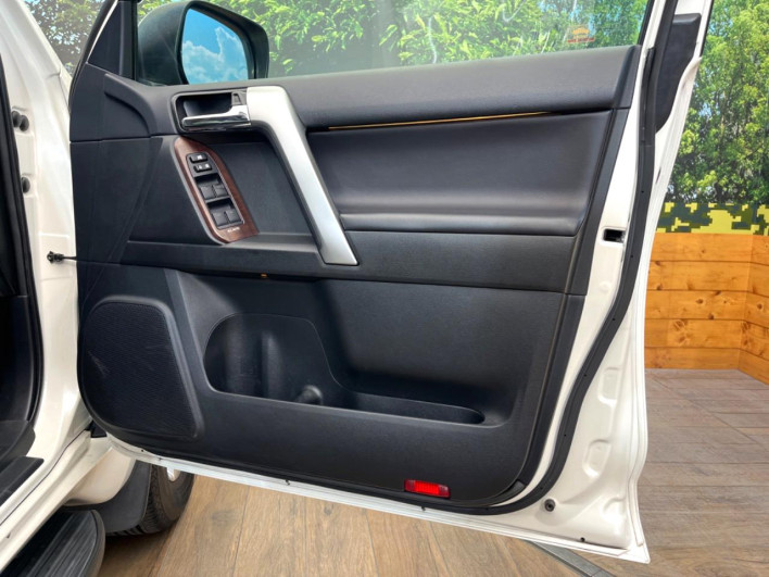 2013 Toyota Land Cruiser Prado CBA-TRJ150W (UW-6a55aa651e26a)[18]