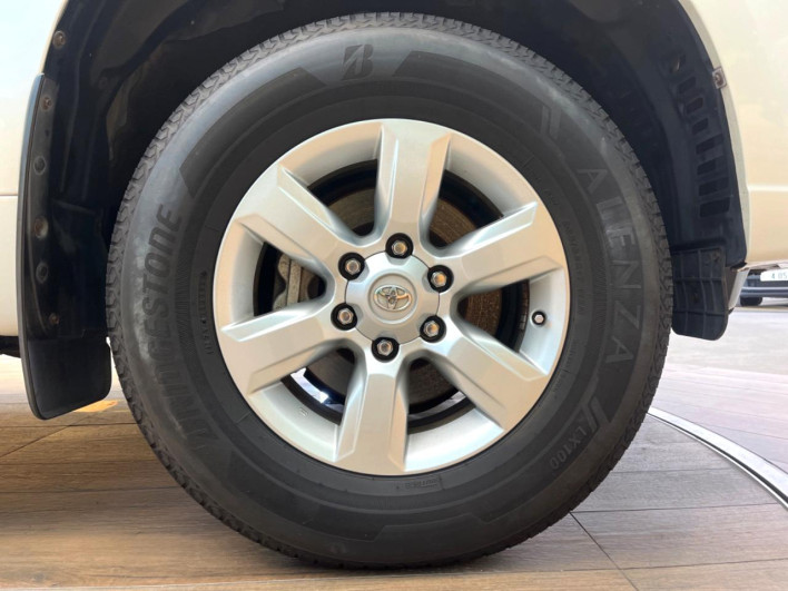 2013 Toyota Land Cruiser Prado CBA-TRJ150W (UW-6a55aa651e26a)[27]