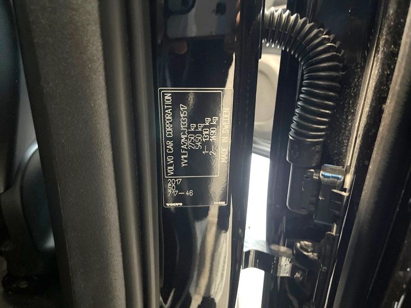 2017 Volvo XC90 DBA-LB420XC (UW-6a55aaa04a704)[0]