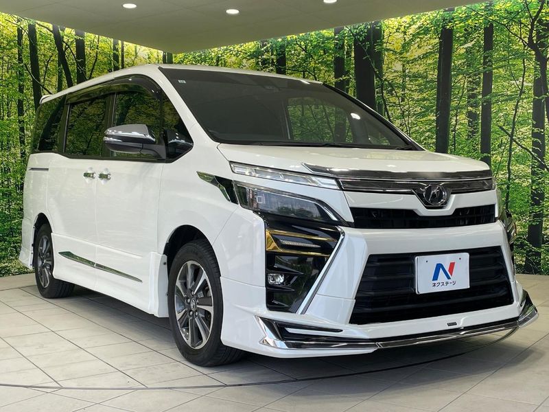 2018 Toyota Voxy DBA-ZRR80W (UW-6a55aac1a69c6)[6]
