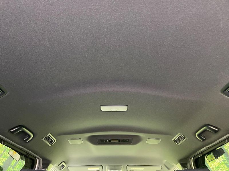 2018 Toyota Voxy DBA-ZRR80W (UW-6a55aac1a69c6)[21]