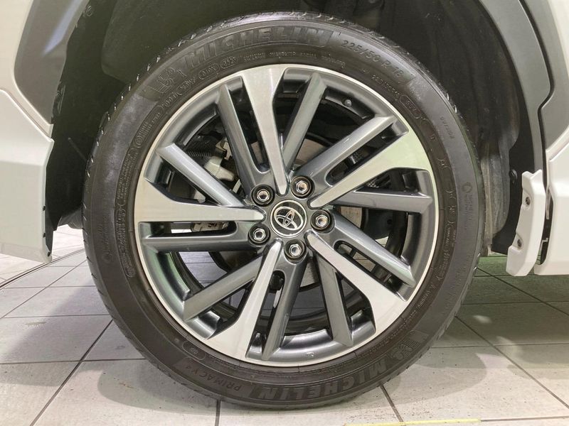 2023 Toyota Corolla Cross 6AA-ZVG13 (UW-6a55aad5de002)[20]