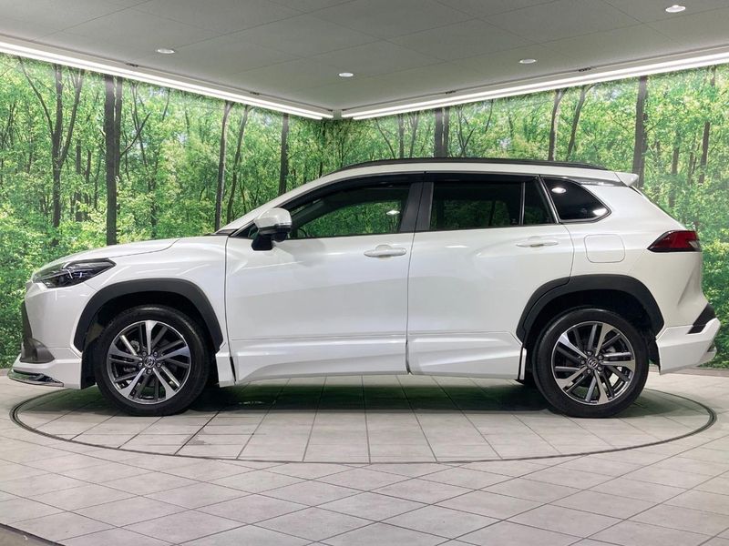 2023 Toyota Corolla Cross 6AA-ZVG13 (UW-6a55aad5de002)[11]