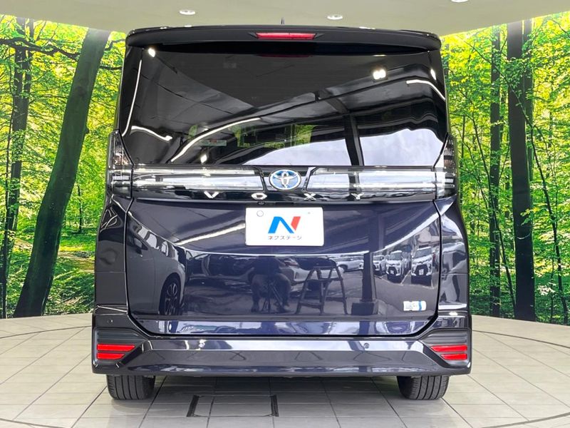 2023 Toyota Voxy 6AA-ZWR90W (UW-6a55ab0621177)[26]