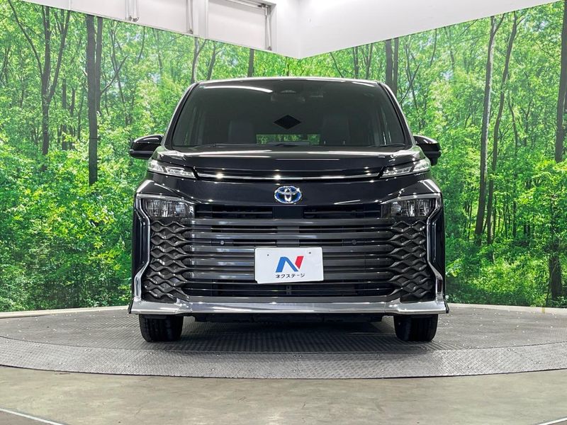 2022 Toyota Voxy 6AA-ZWR95W (UW-6a55ab0db6a7c)[21]