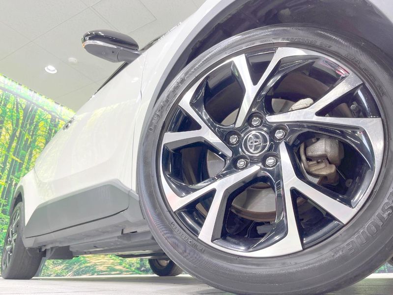 2017 Toyota C-HR DAA-ZYX10 (UW-6a55ab11b7d04)[26]