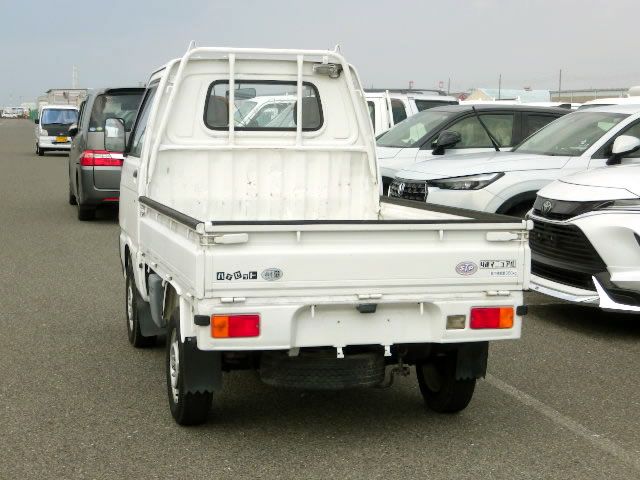 1993 Daihatsu Hijet Truck S83P (UW-mrkcb5983z5u)[1]