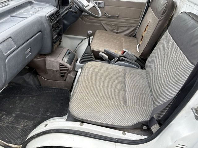 1993 Daihatsu Hijet Truck S83P (UW-mrkcb5983z5u)[4]