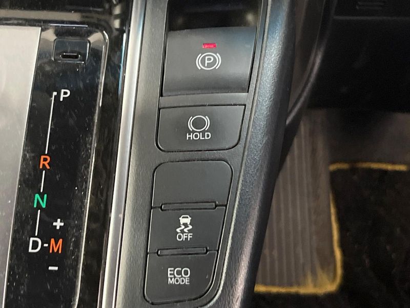 2017 Toyota Vellfire DBA-AGH30W (UW-6a56f8ba774a2)[14]