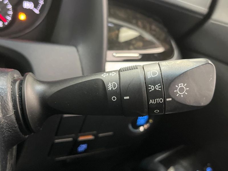 2017 Toyota Vellfire DBA-AGH30W (UW-6a56f8ba774a2)[21]