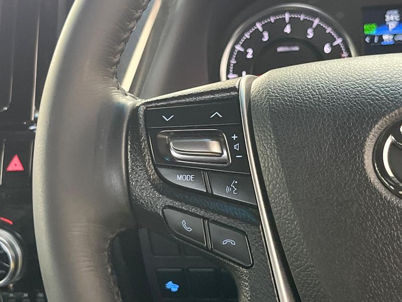 2017 Toyota Vellfire DBA-AGH30W (UW-6a56f8ba774a2)[24]