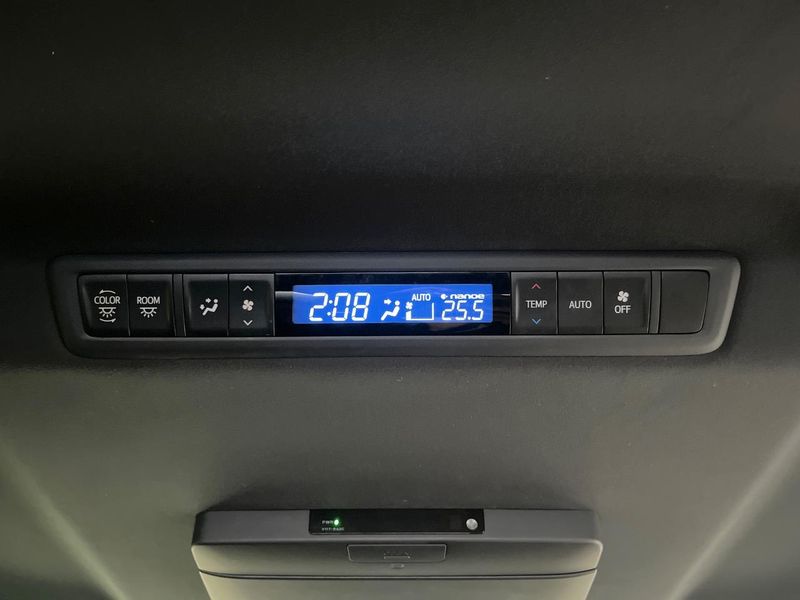 2017 Toyota Vellfire DBA-AGH30W (UW-6a56f8ba774a2)[26]